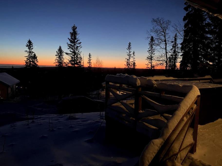 Mysig Fjaellstuga Med Direktanslutning Fjaellet * Oviken